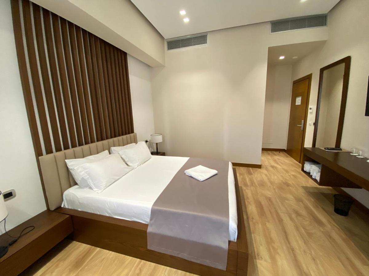 Portik Hotel Berat Exterior foto