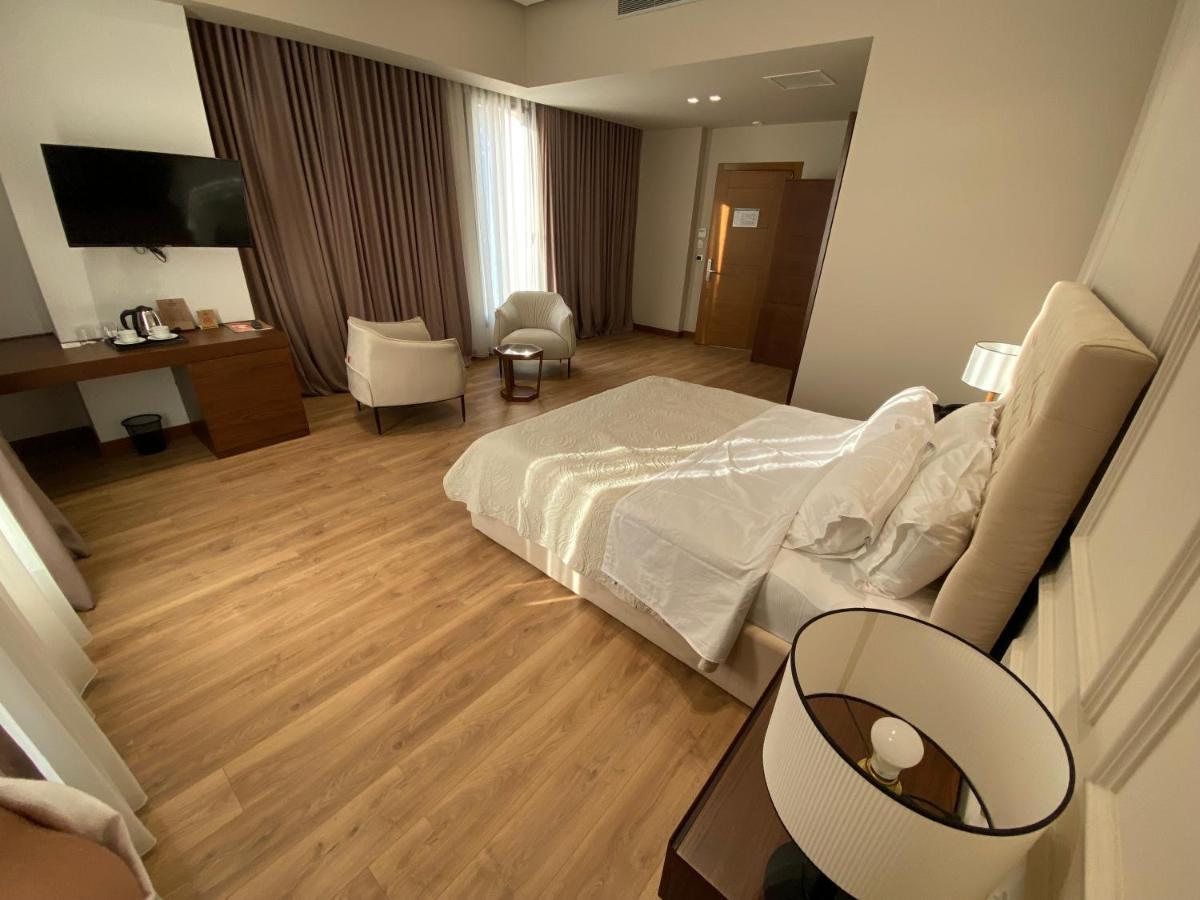 Portik Hotel Berat Exterior foto