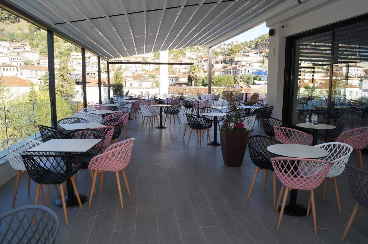 Portik Hotel Berat Exterior foto