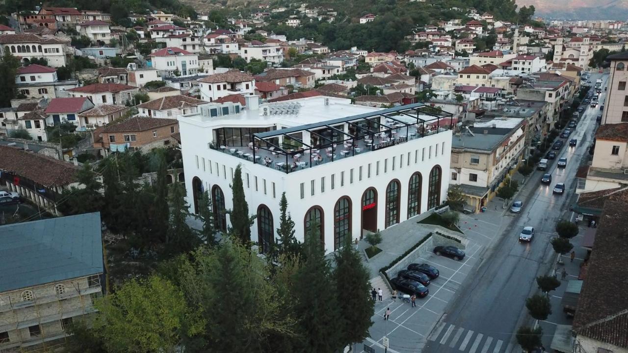 Portik Hotel Berat Exterior foto