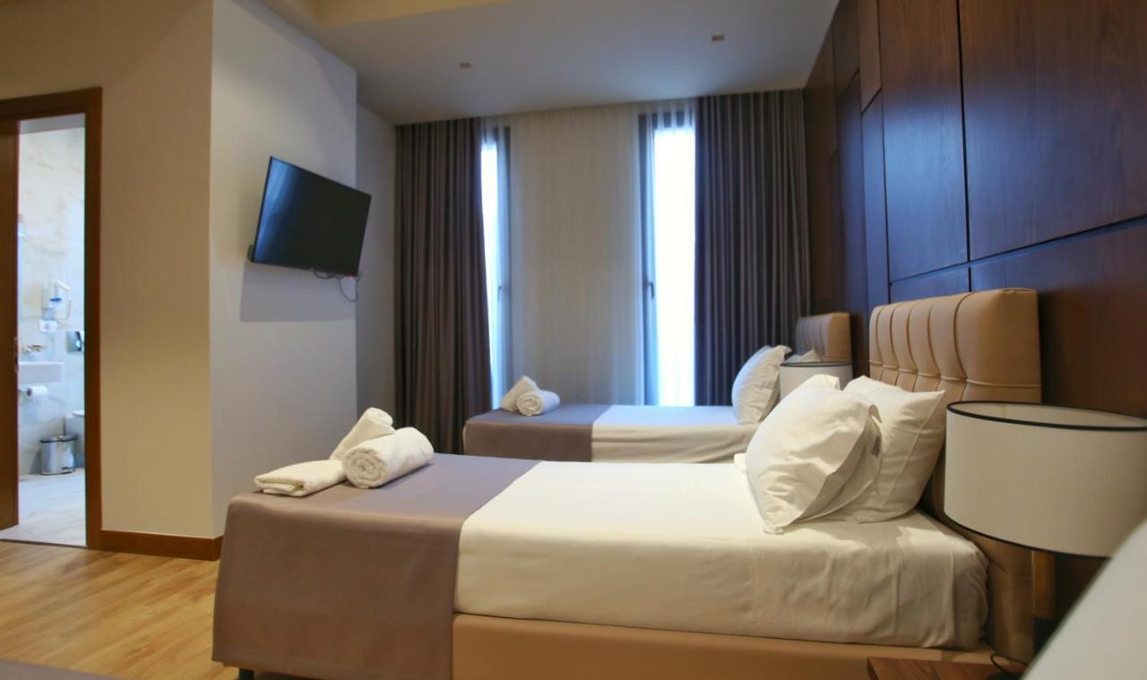 Portik Hotel Berat Exterior foto