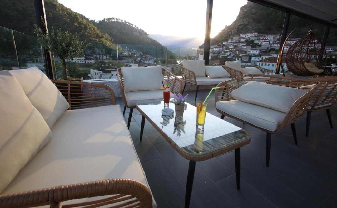 Portik Hotel Berat Exterior foto